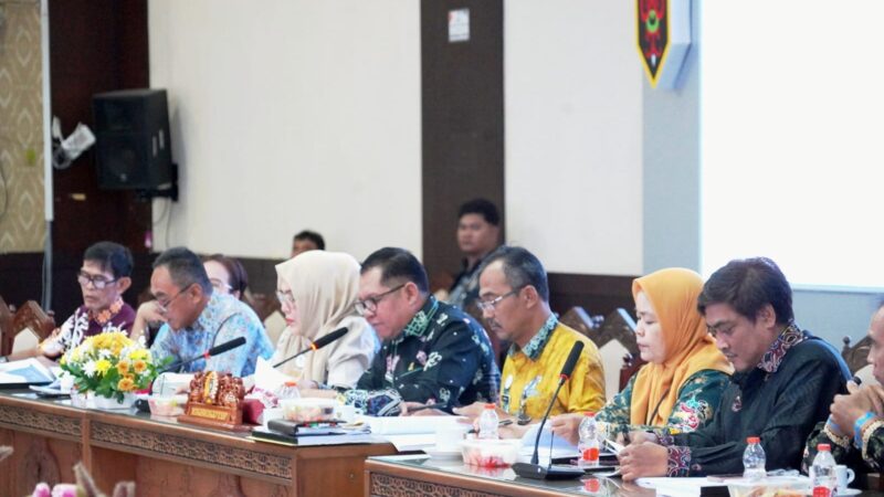 Gelar Rapat Bersama, Pemprov dan DPRD Kalteng Perkuat Tata Kelola Kearsipan dan Perpustakaan