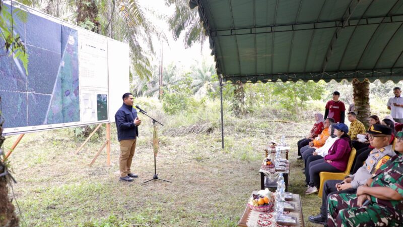 Wamendiktisaintek Tinjau Lokasi Calon Pembangunan Sekolah Unggul Garuda di Kabupaten Kotawaringin Barat