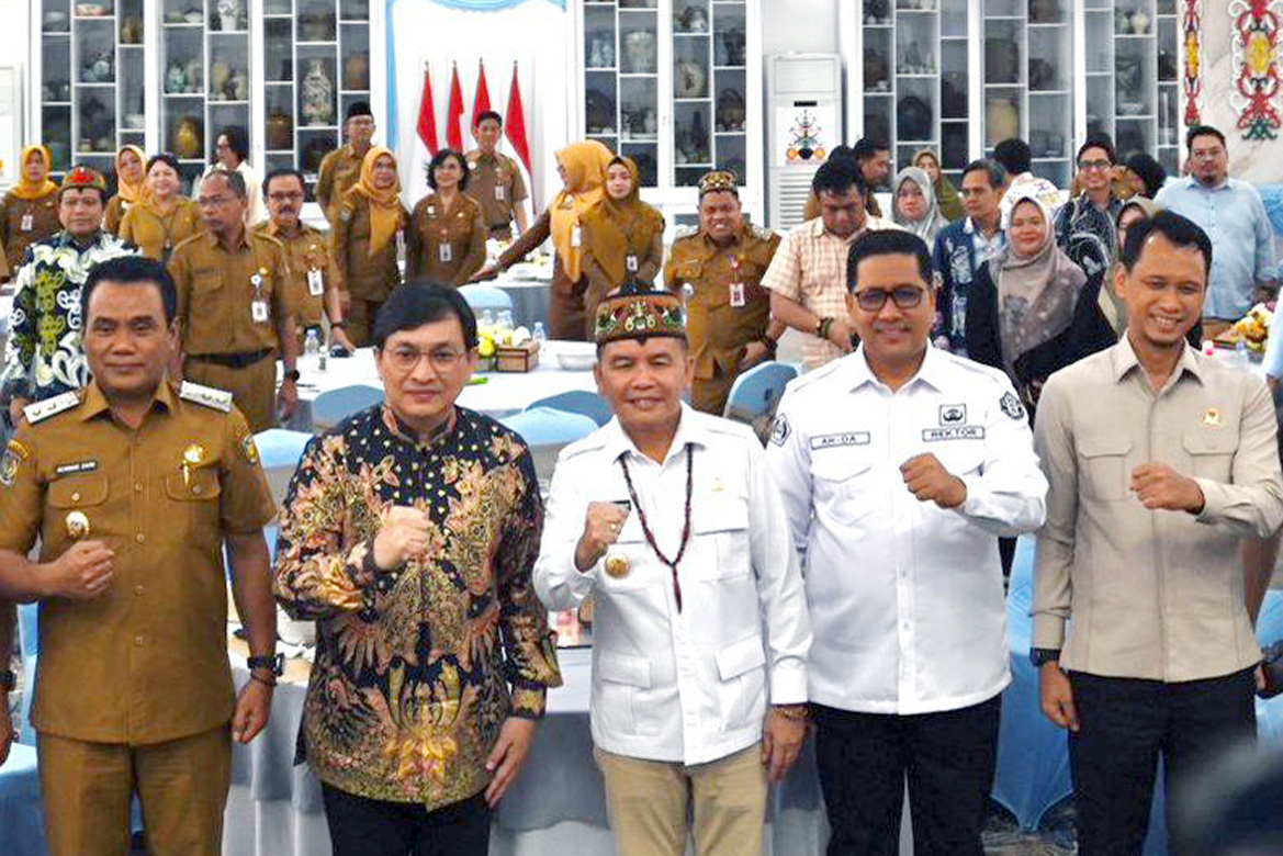 Gubernur Kalteng Gelar Ramah Tamah Sambut Kunjungan Staf Khusus Presiden Bidang Ekonomi Kreatif