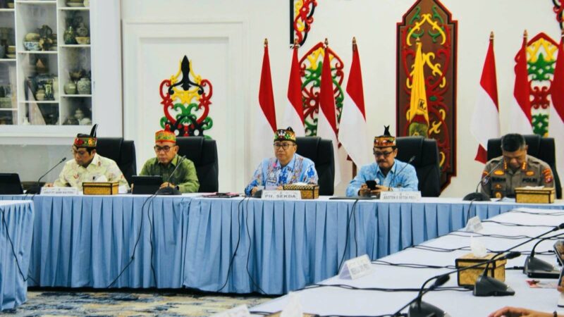 Plt. Sekda Kalteng Tegaskan Penyaluran Bantuan Tepat Sasaran dan Terintegrasi pada Rakor Unsur Pendukung KHBS