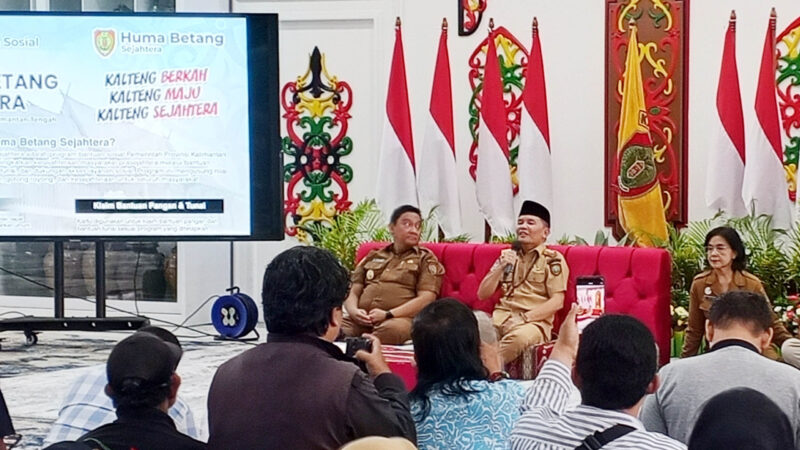 Gubernur Hadiri Sosialisasi Kartu Huma Betang Sejahtera Bersama Ormas dan Media