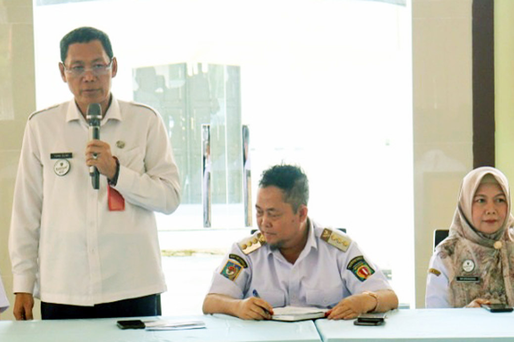 Bupati Katingan Terima Secara Simbolis KHBS dari Pemprov Kalteng